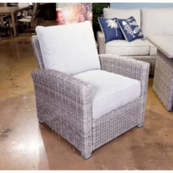 Signature Design By Ashley Naples Beach Gray Aluminum Frame Casual Lounge Chair Light Gray