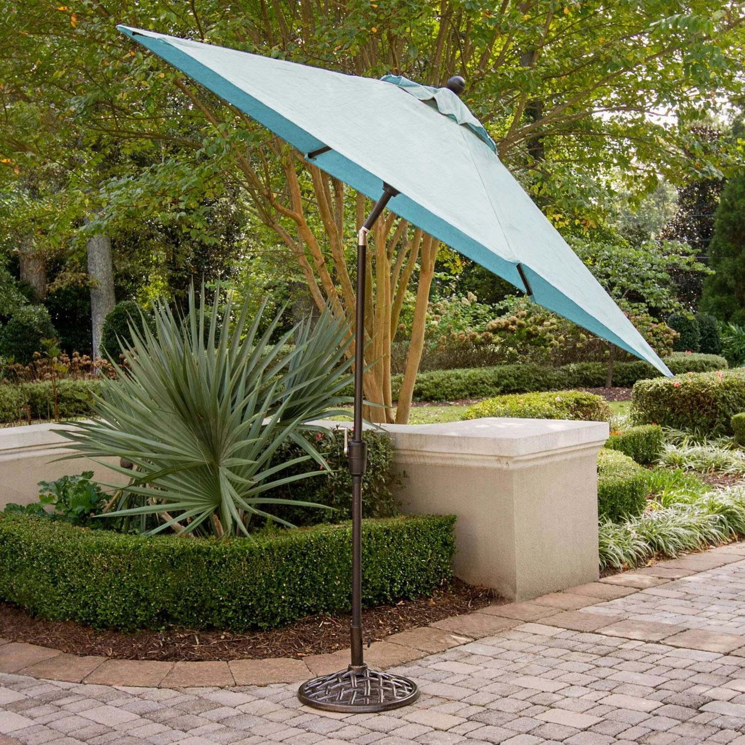 Hanover Traditions 9 Ft. Tiltable Blue Market Umbrella 2 Hanover Traditions 9 Ft. Tiltable Blue Market Umbrella - Image 2